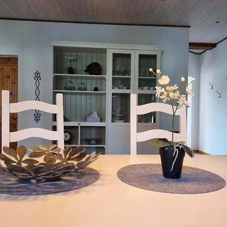 Zur Toepferstube 2 - 2025 *